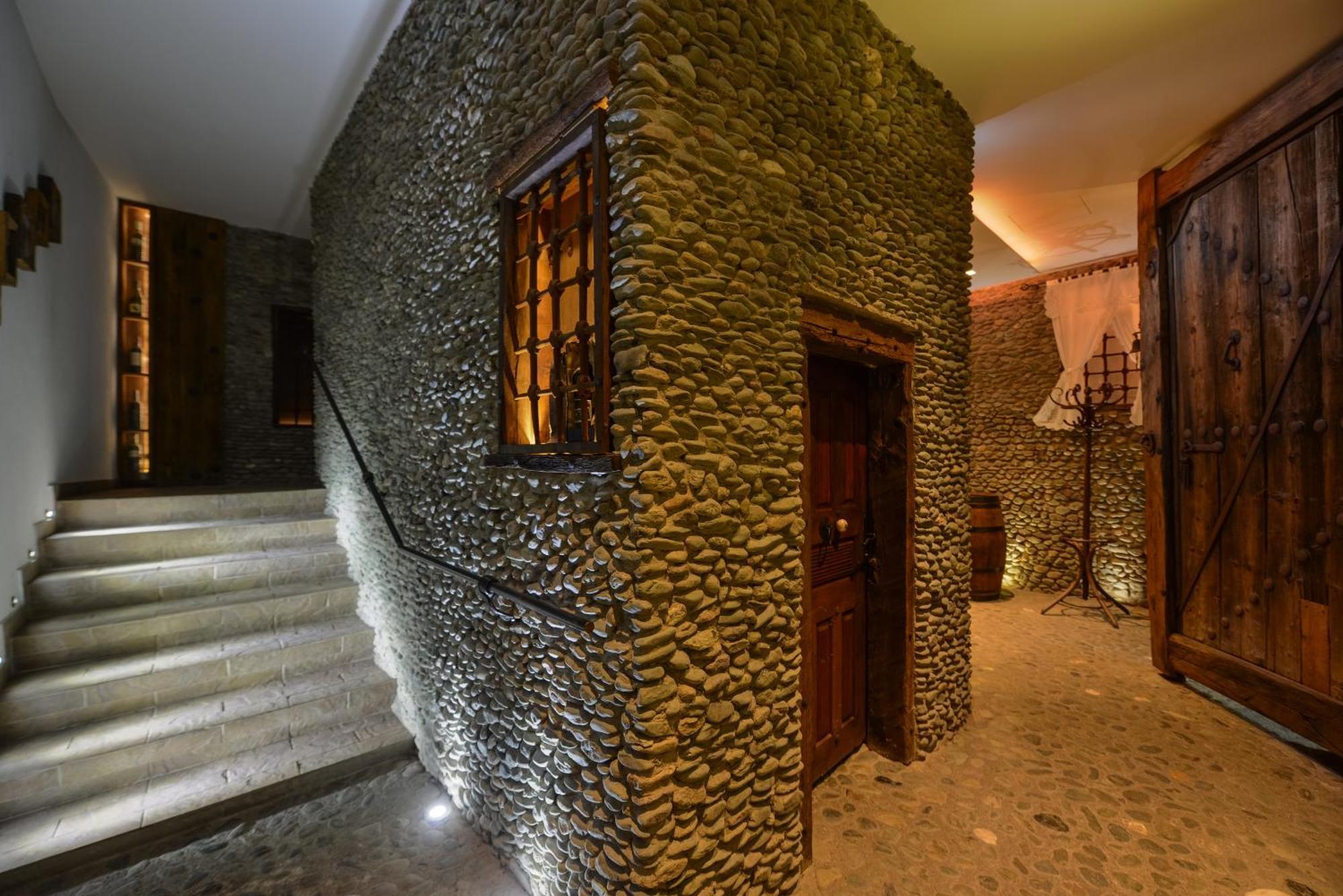 Hotel Çarshia e Jupave Gjakova Exterior foto